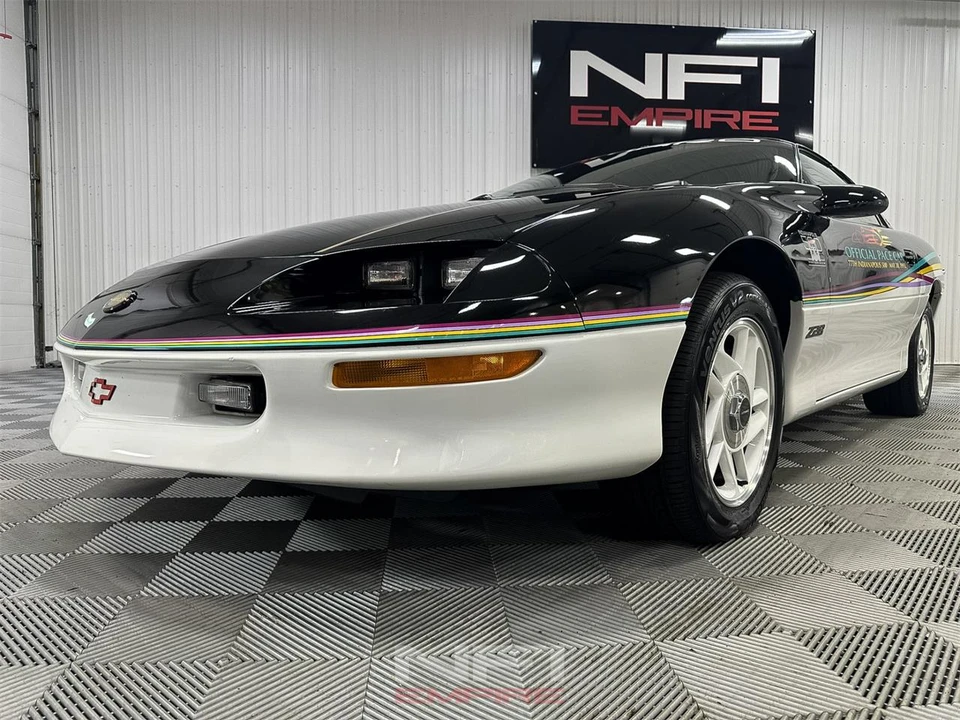 1993 Chevrolet Camaro 4th Gen - Image 13 of 31