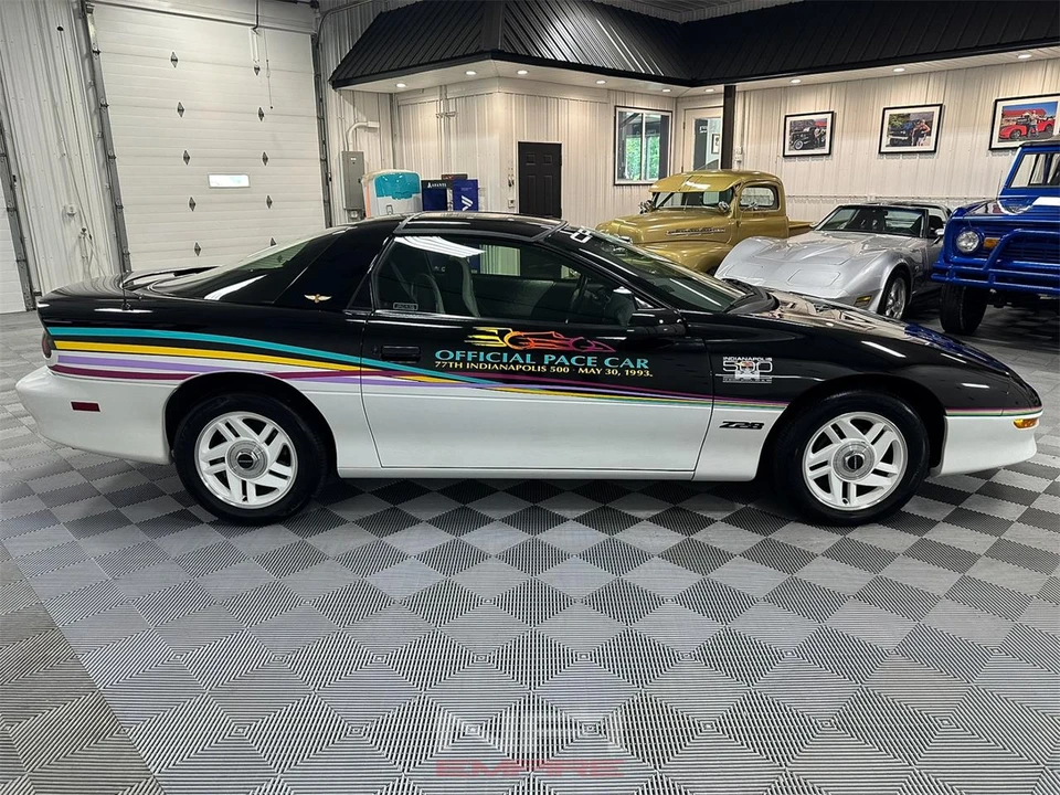 1993 Chevrolet Camaro 4th Gen - Image 7 of 31