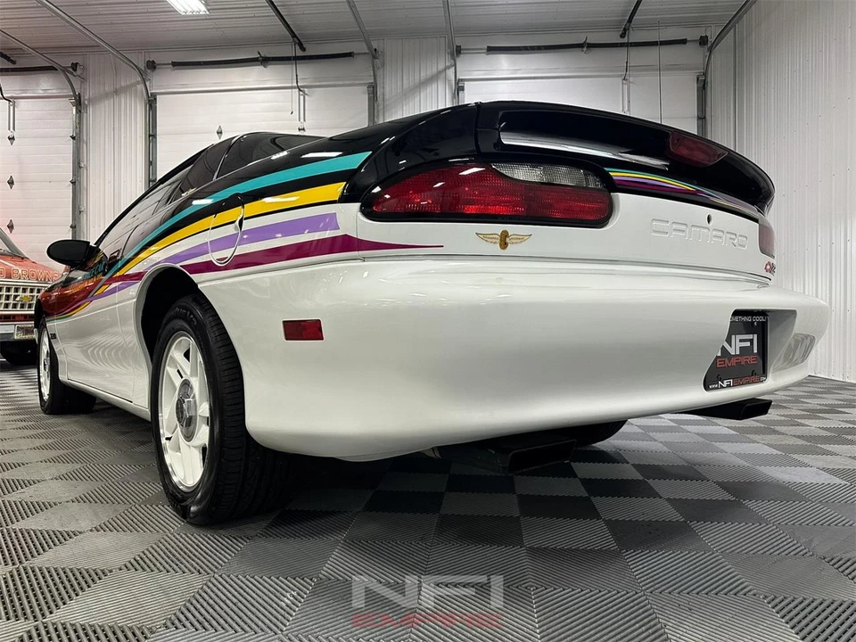 1993 Chevrolet Camaro 4th Gen - Image 21 of 31