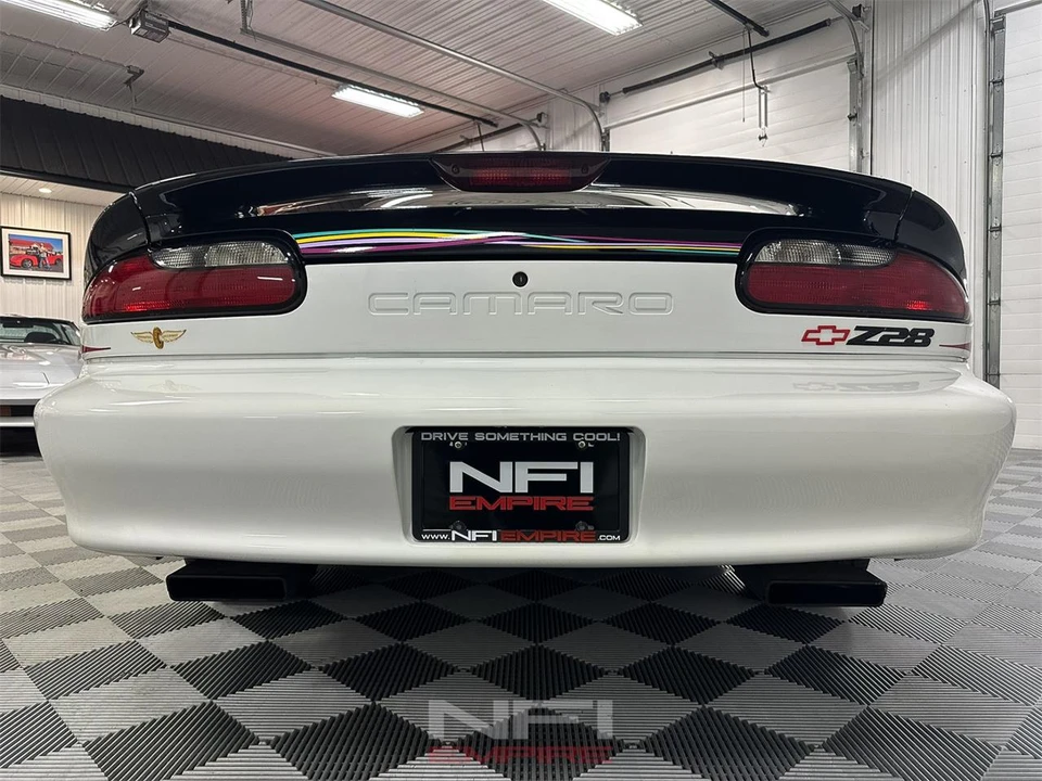 1993 Chevrolet Camaro 4th Gen - Image 20 of 31