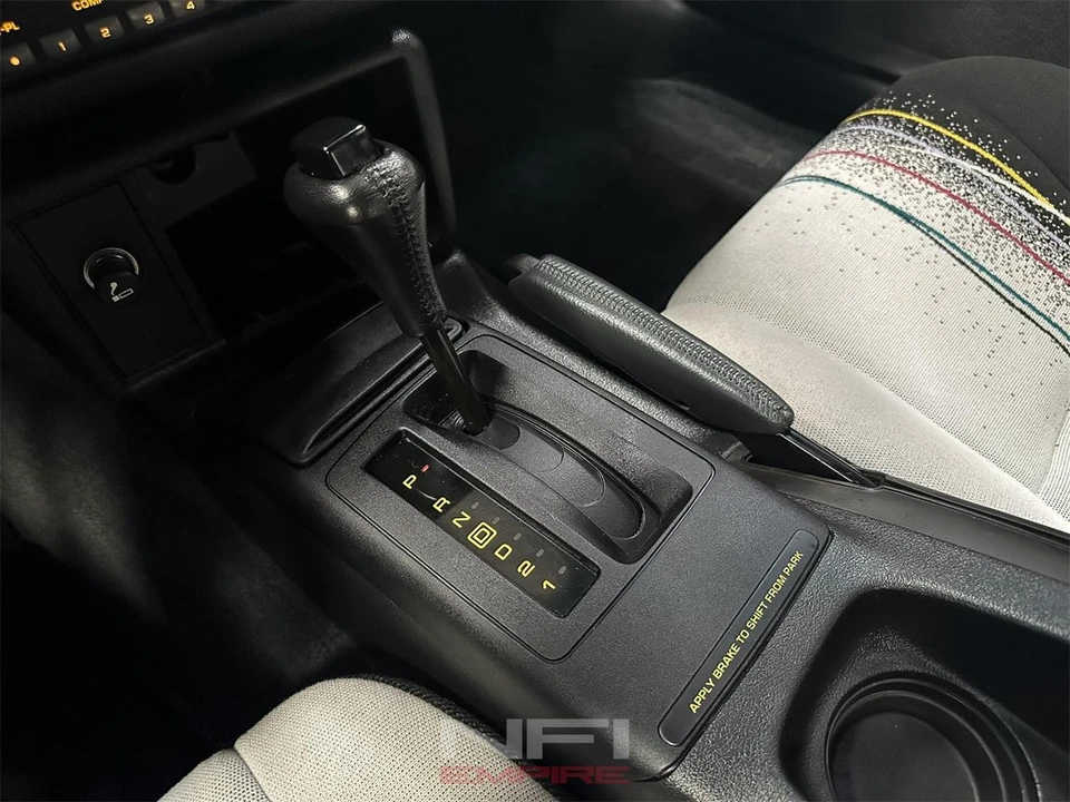 1993 Chevrolet Camaro 4th Gen - Image 28 of 31