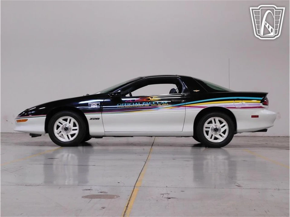 1993 Chevrolet Camaro 4th Gen - Image 17 of 31