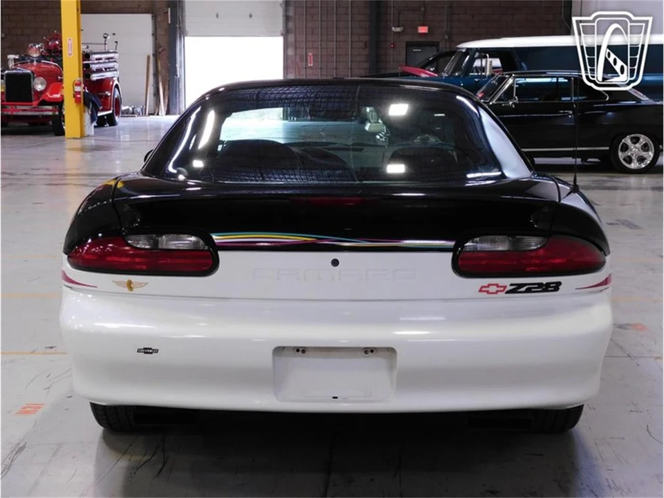 1993 Chevrolet Camaro 4th Gen - Image 13 of 31