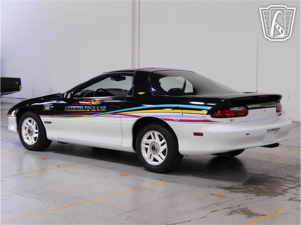 1993 Chevrolet Camaro 4th Gen - Image 3 of 31