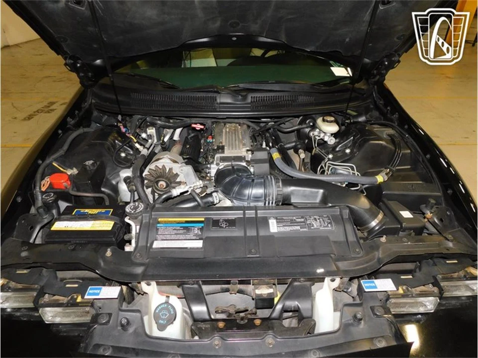 1993 Chevrolet Camaro 4th Gen - Image 9 of 31
