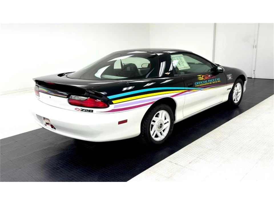 1993 Chevrolet Camaro 4th Gen - Image 5 of 31