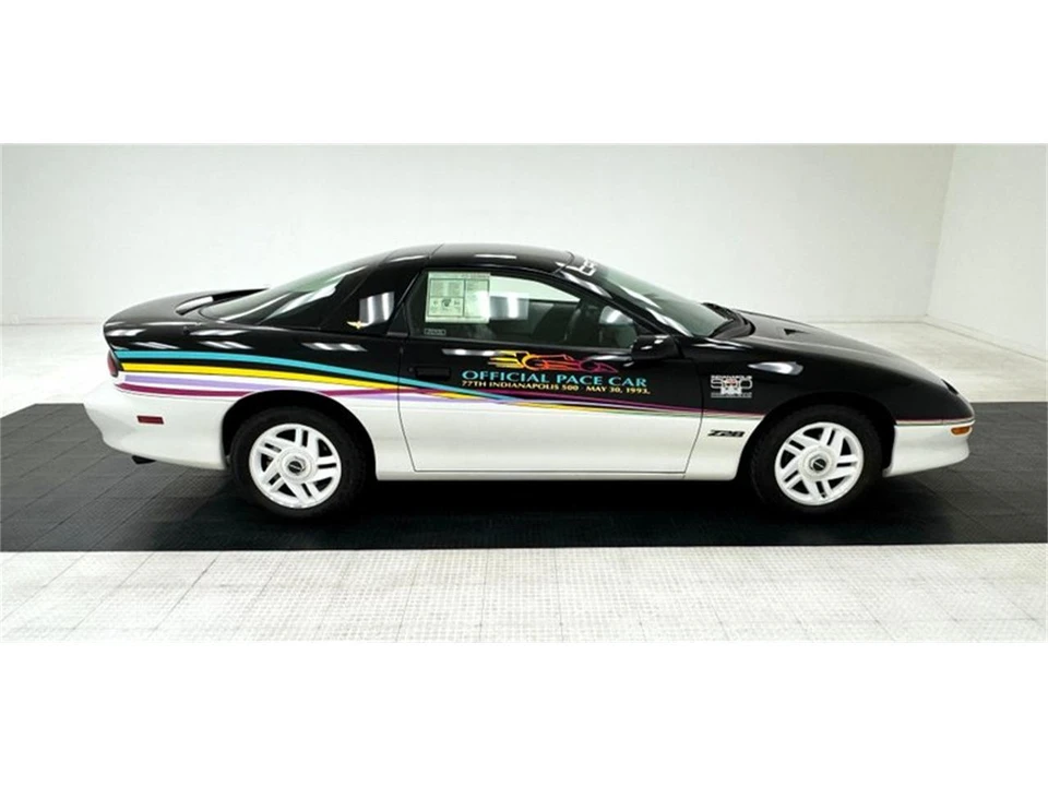 1993 Chevrolet Camaro 4th Gen - Image 6 of 31