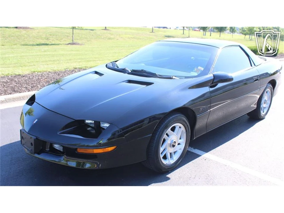 1993 Chevrolet Camaro 4th Gen - Image 2 of 31
