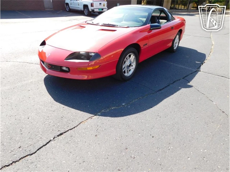 1993 Chevrolet Camaro 4th Gen - Image 2 of 31