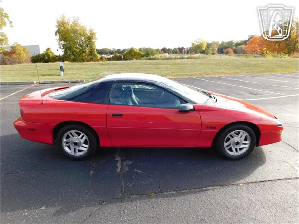 1993 Chevrolet Camaro 4th Gen - Image 24 of 31