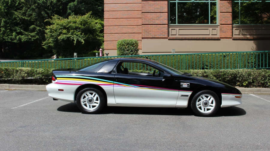 1993 Chevrolet Camaro 4th Gen - Image 2 of 9