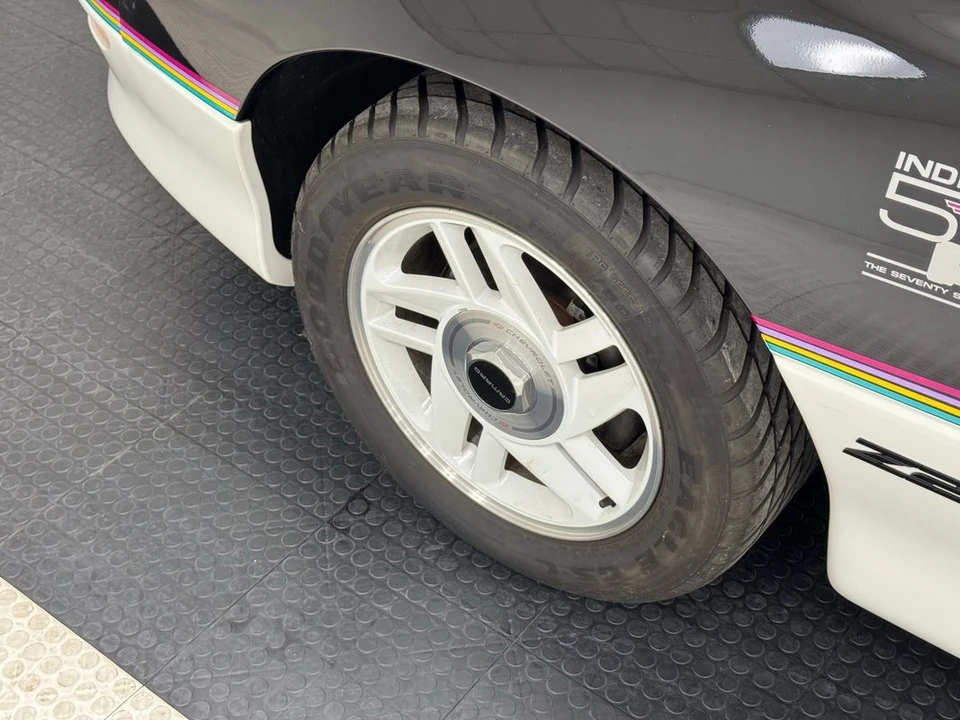 1993 Chevrolet Camaro 4th Gen - Image 11 of 31