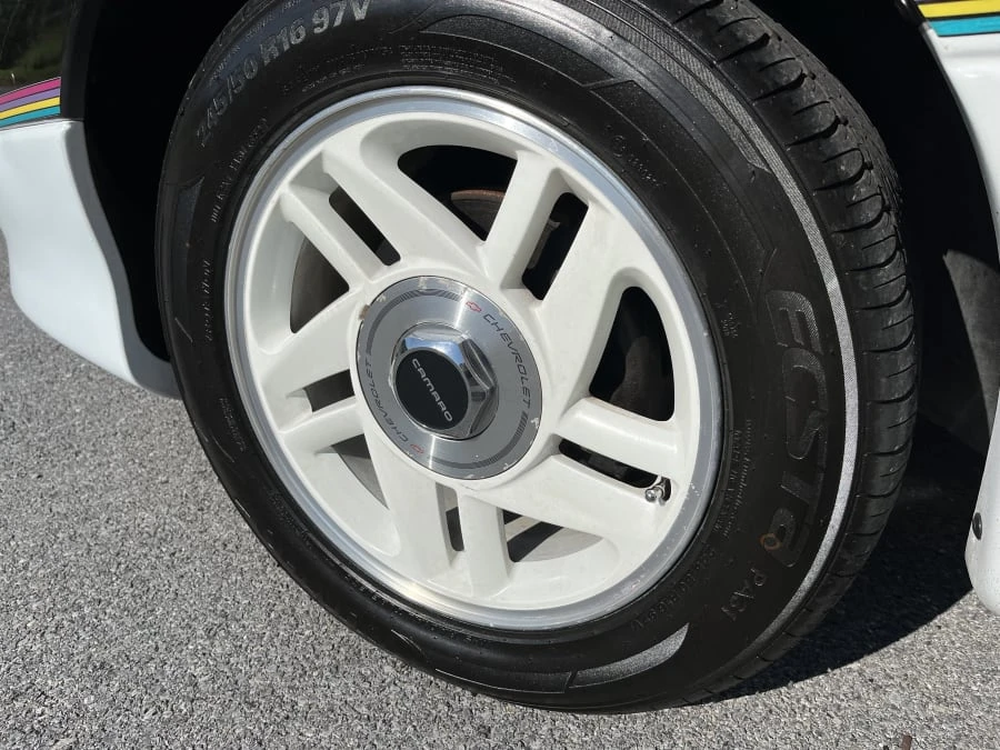1993 Chevrolet Camaro 4th Gen - Image 19 of 31