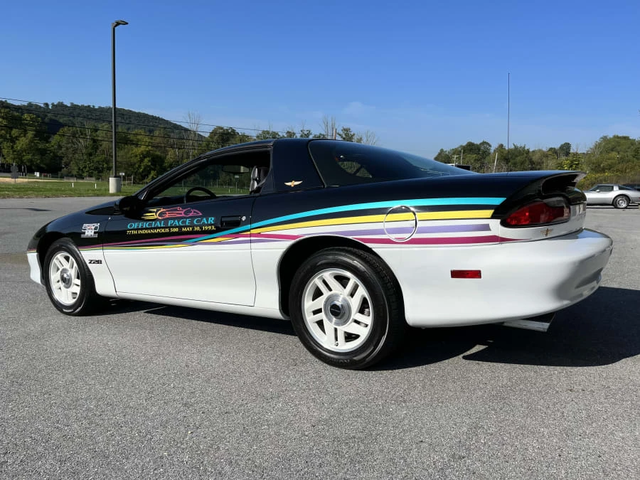 1993 Chevrolet Camaro 4th Gen - Image 3 of 31