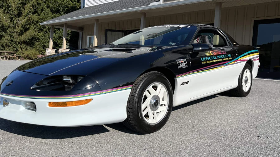 1993 Chevrolet Camaro 4th Gen - Image 16 of 31