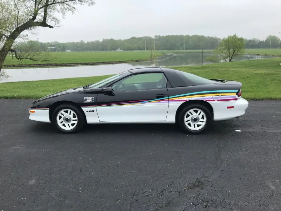 1993 Chevrolet Camaro 4th Gen - Image 2 of 11