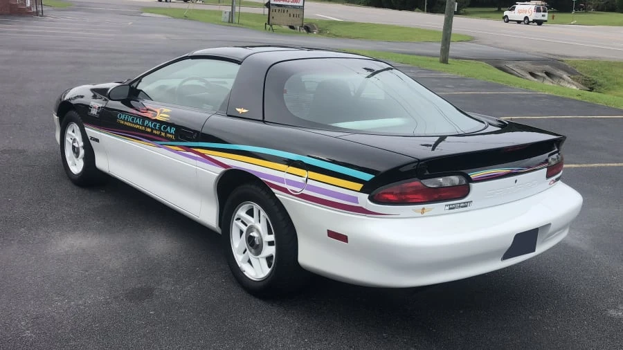 1993 Chevrolet Camaro 4th Gen - Image 3 of 8