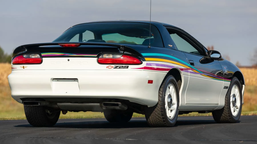 1993 Chevrolet Camaro 4th Gen - Image 3 of 28