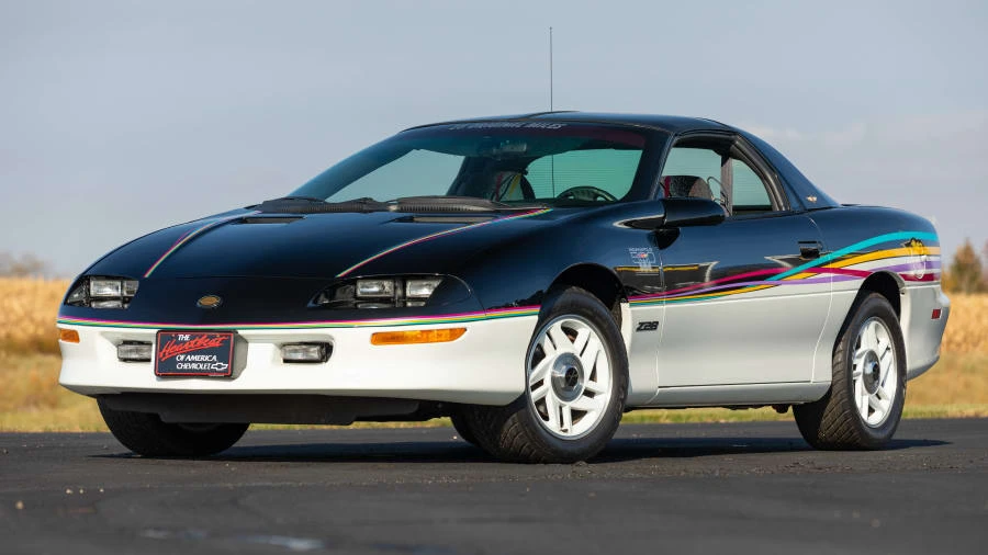 1993 Chevrolet Camaro 4th Gen - Image 16 of 28