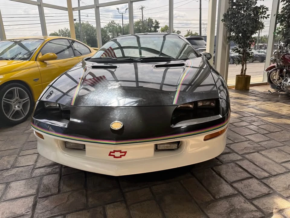 1993 Chevrolet Camaro 4th Gen - Image 2 of 12