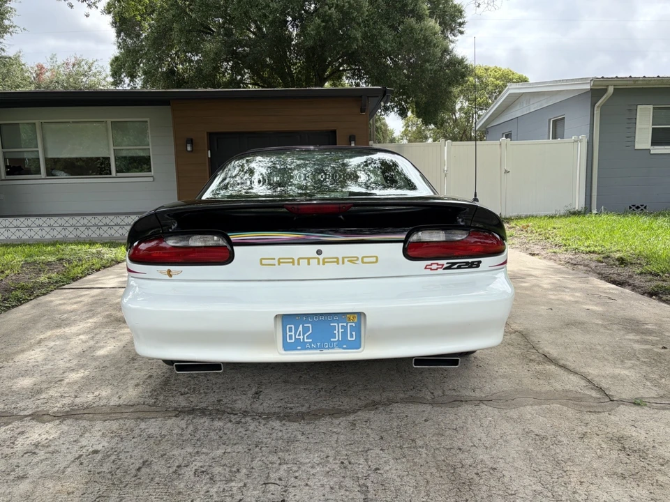 1993 Chevrolet - Image 6 of 30
