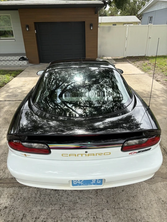 1993 Chevrolet - Image 8 of 30