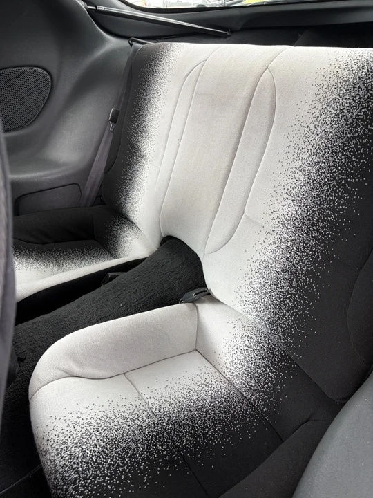 1993 Chevrolet - Image 24 of 30