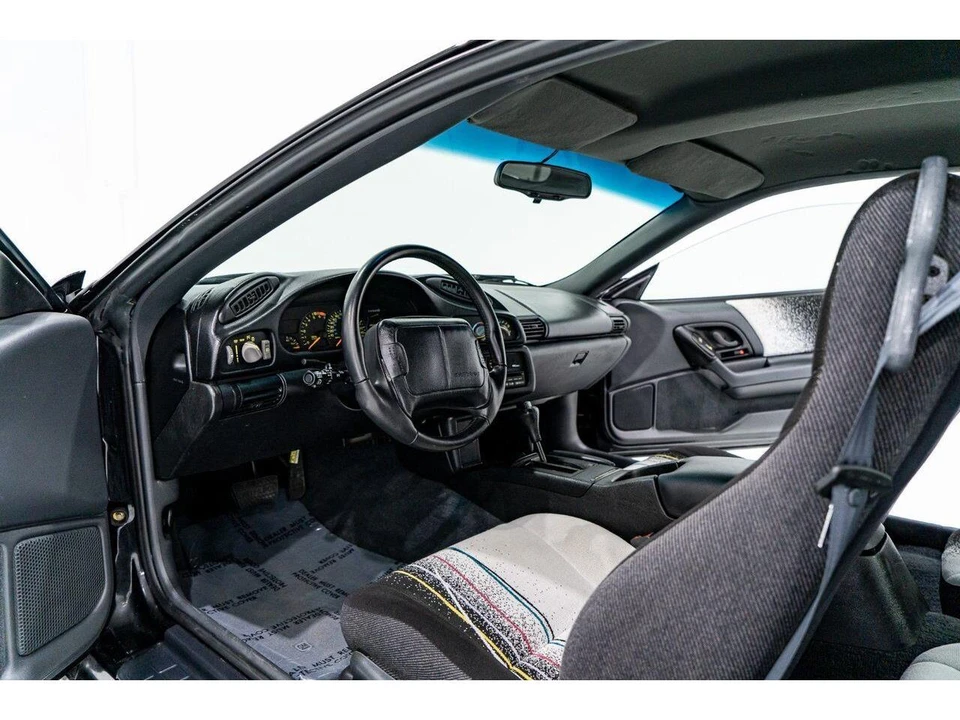 1993 Chevrolet Camaro Z28 4th Gen - Image 8 of 31