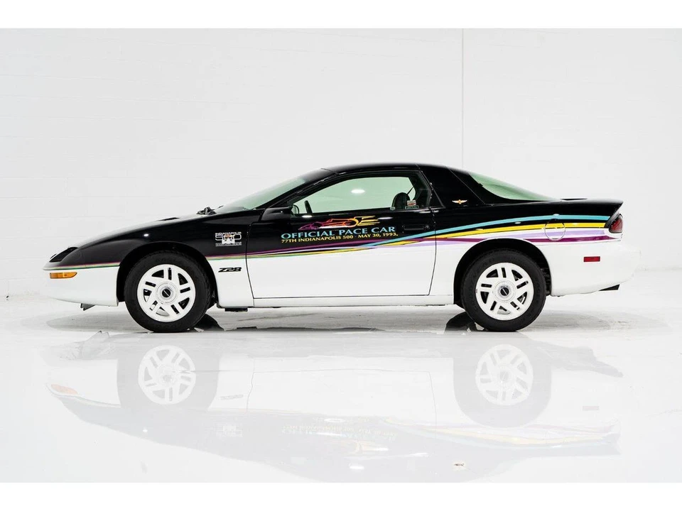 1993 Chevrolet Camaro Z28 4th Gen - Image 25 of 31