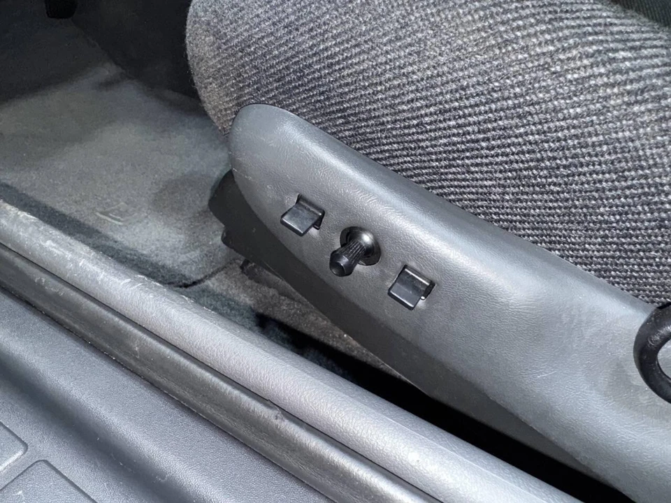 1993 Chevrolet - Image 27 of 31