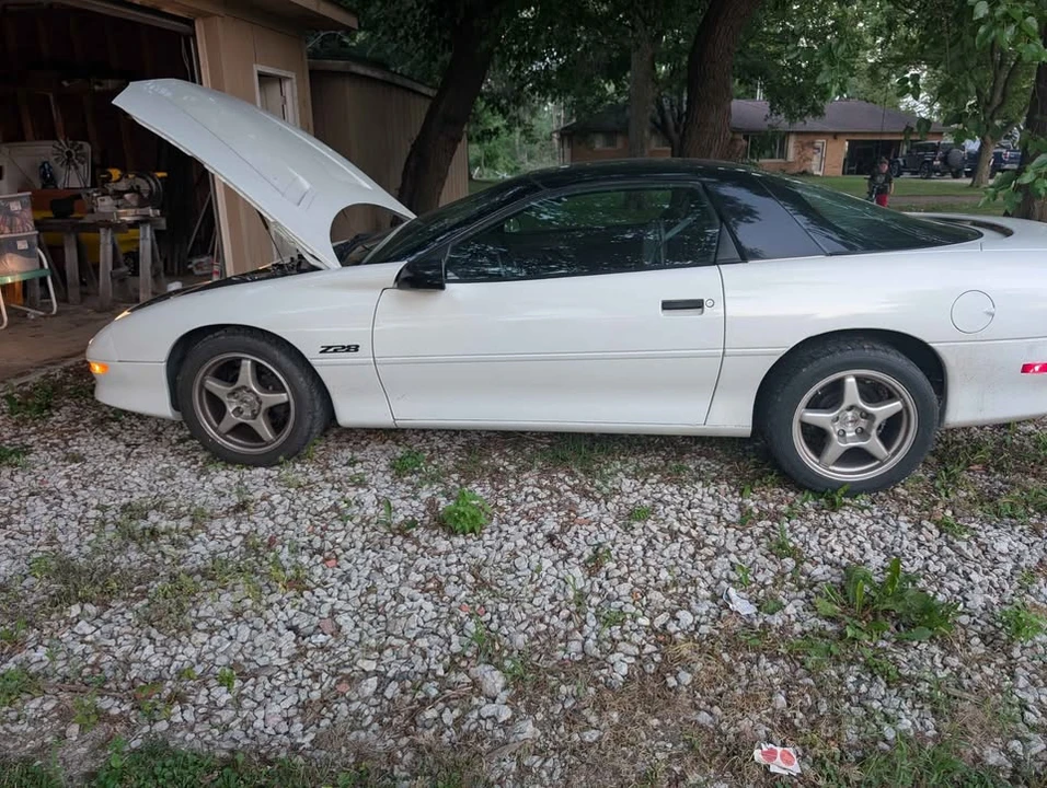 1993 Chevrolet - Image 3 of 5