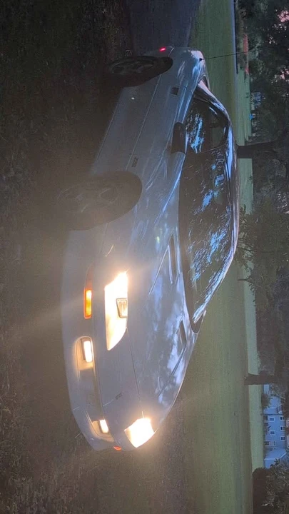 1993 Chevrolet - Image 4 of 5