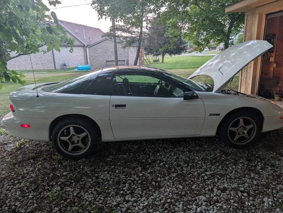 1993 Chevrolet - Image 2 of 5
