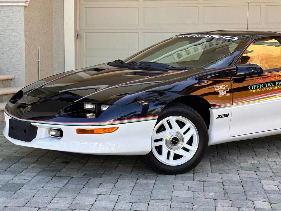1993 Chevrolet Camaro Z28 4th Gen - Image 2 of 24