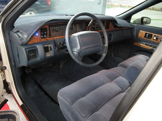 1993 Chevrolet Caprice - Image 8 of 21