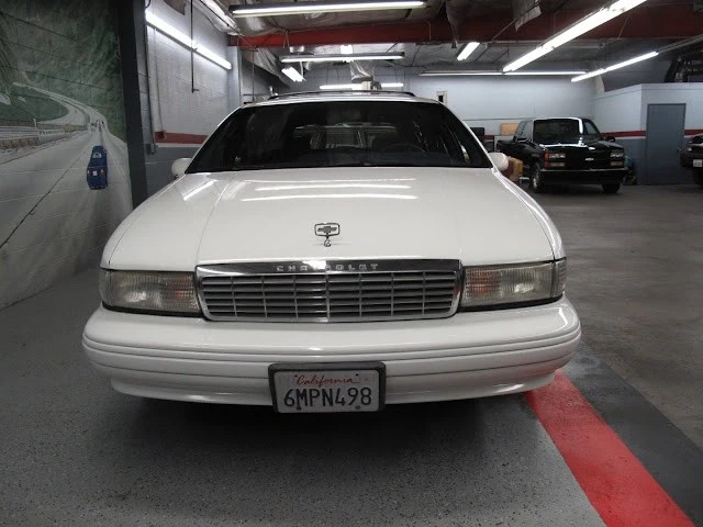 1993 Chevrolet Caprice - Image 9 of 21
