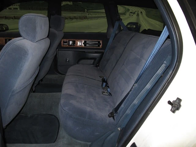 1993 Chevrolet Caprice - Image 17 of 21