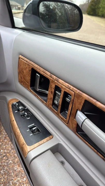 1993 Chevrolet Caprice - Image 11 of 16