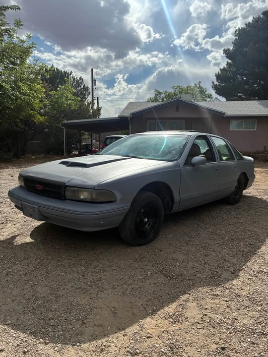 1993 Chevrolet Caprice - Image 3 of 20