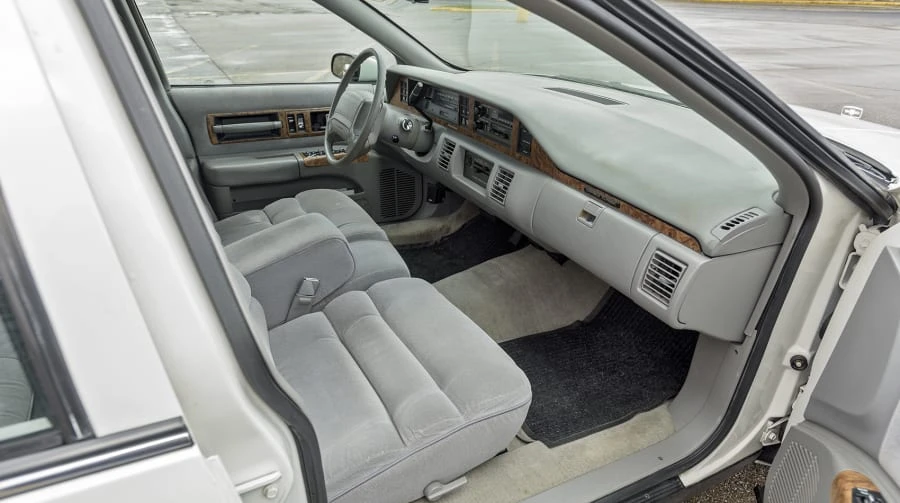 1993 Chevrolet Caprice - Image 5 of 17