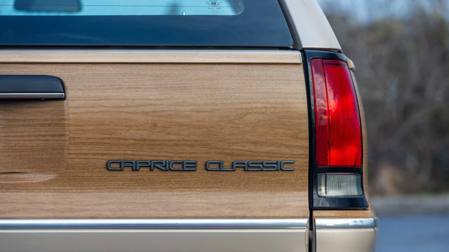 1993 Chevrolet Caprice - Image 12 of 16