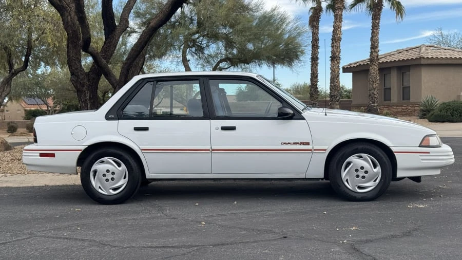1993 Chevrolet Cavalier - Image 9 of 28