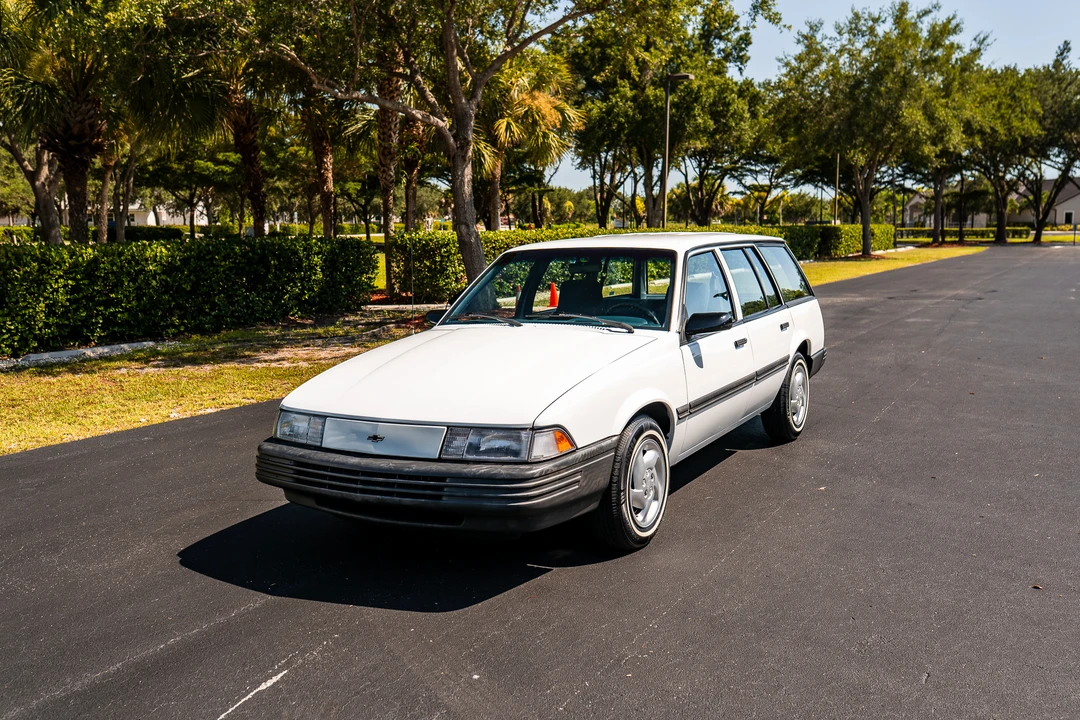 1993 Chevrolet Cavalier - Image 16 of 31