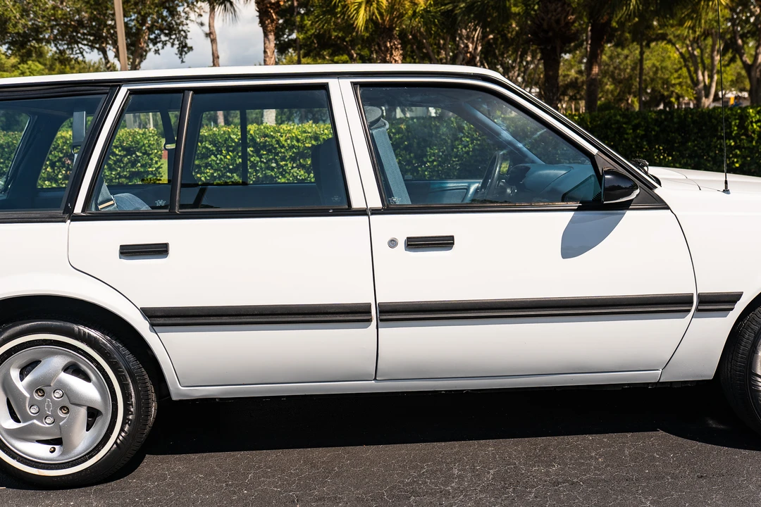1993 Chevrolet Cavalier - Image 21 of 31