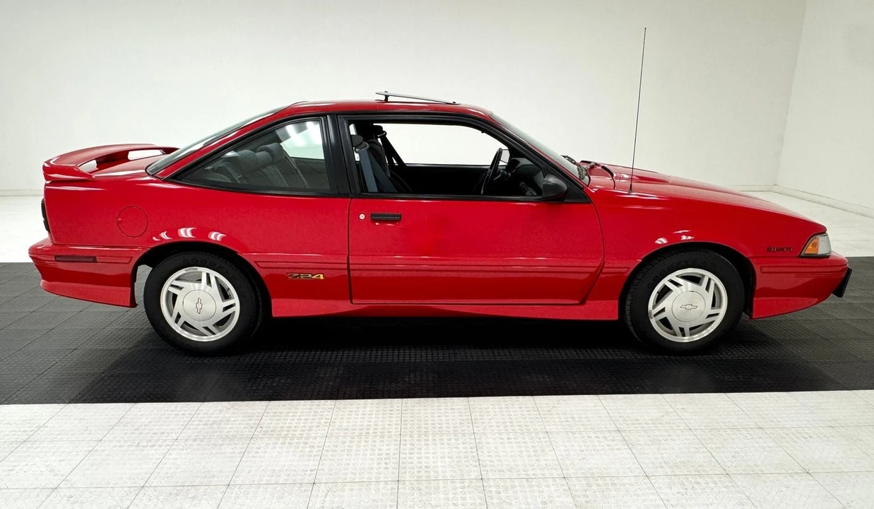 1993 Chevrolet Cavalier - Image 6 of 21
