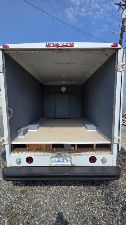 1993 Chevrolet G-Series Van - Image 4 of 5