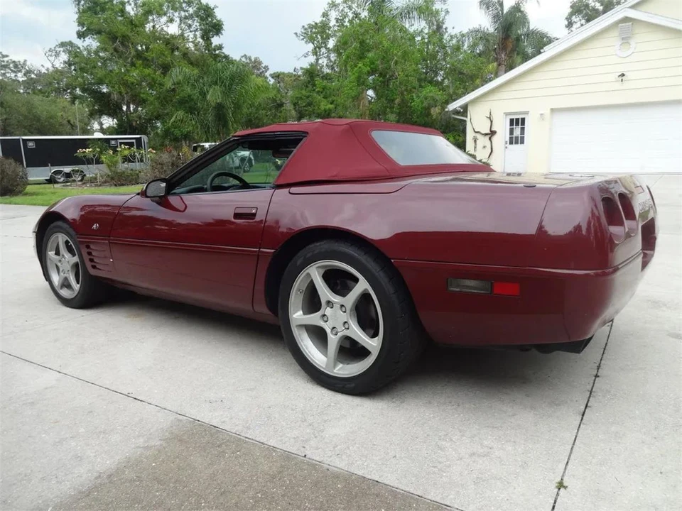 1993 Chevrolet - Image 11 of 29