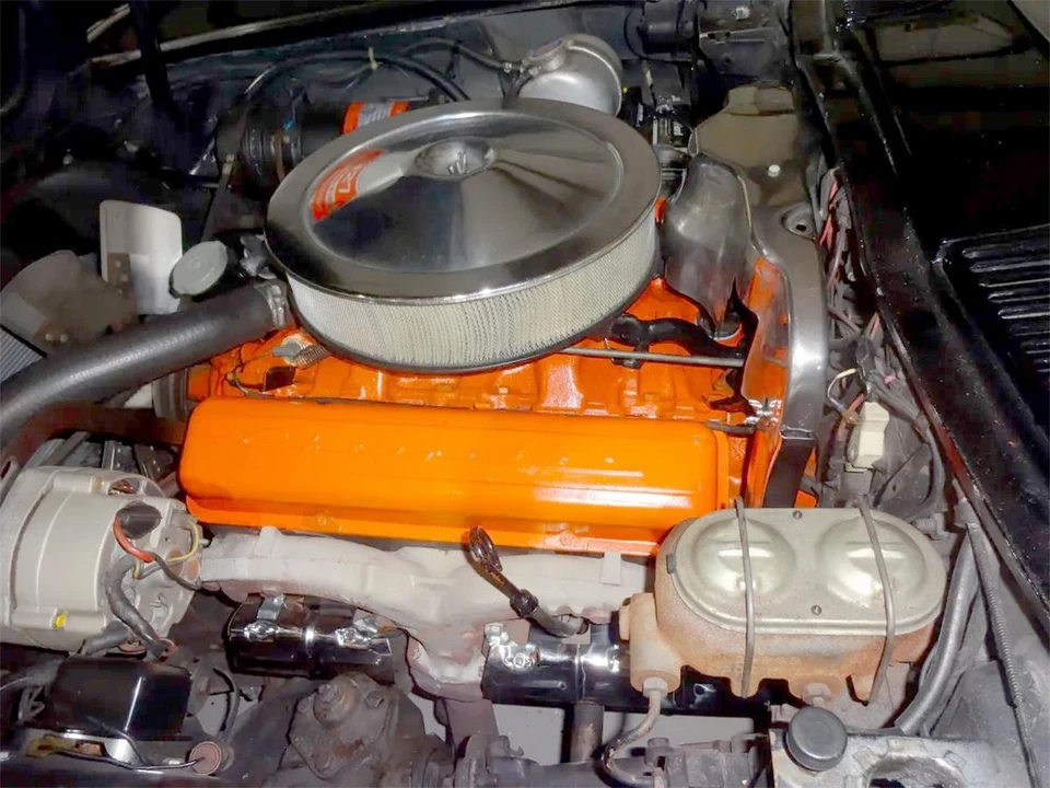 1993 Chevrolet - Image 25 of 29