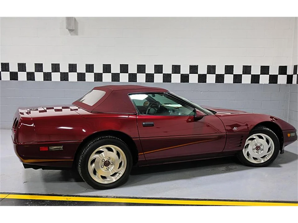 1993 Chevrolet Corvette C4 - Image 2 of 31