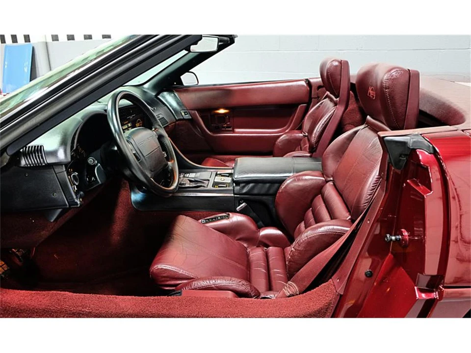 1993 Chevrolet Corvette C4 - Image 28 of 31